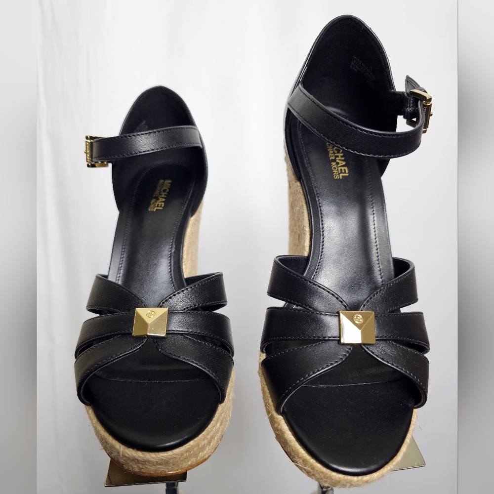 Michael Kors Maggie Wedge Leather shoes